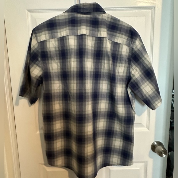 Men’s Wrangler Short Sleeve Plaid Button Down Shirt-Large - Picture 2 of 5